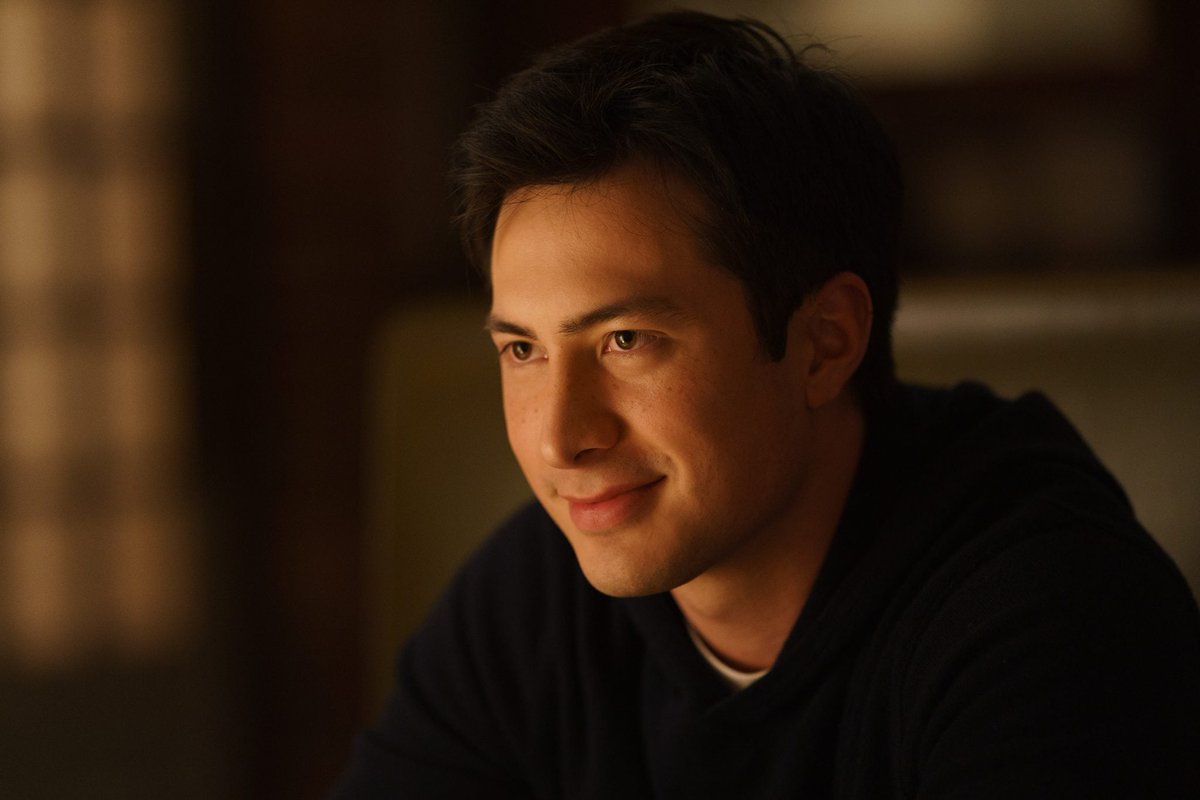 lizziethat's tweet photo. it's been said a lot, but Shane Hollander is a *really* hard character to do justice, because so much of what's going on with him is internal. Hudson Williams didn't just make us connect with him, didn't just make us love him, he made us understand him. he deserves this. 🥂 https://t.co/LLgOu4sHeV