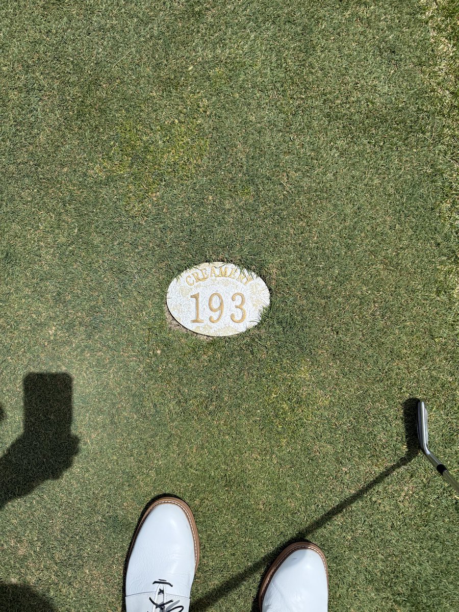 _macwebster's tweet photo. Golf is fun. 

Shoutout to Creamery. Shoutout to Milky Golf. https://t.co/a1FGUk4c1z