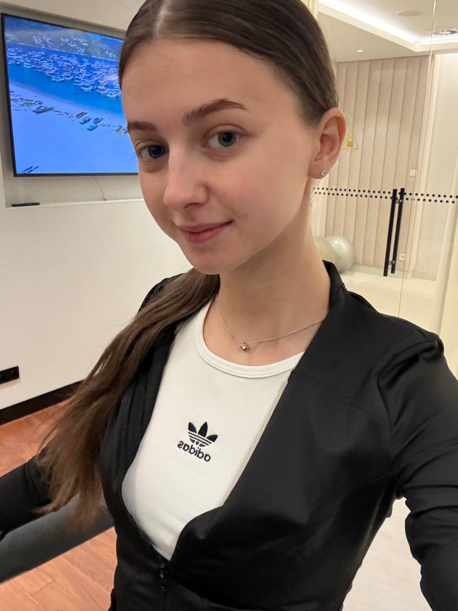 Yoourpriincess tweet media