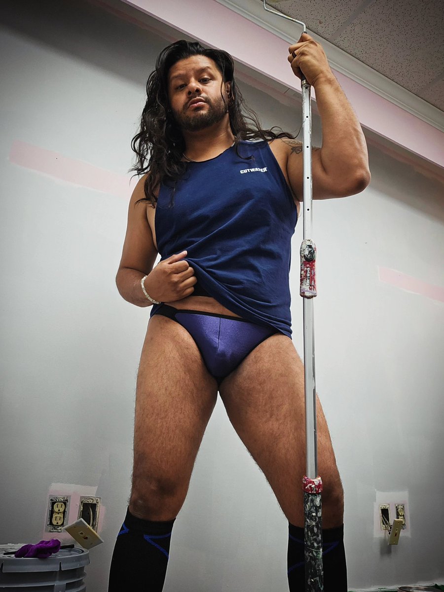 BeastMaster7110's tweet photo. Working hard or hardly working 😏😈💙🖤🩲🧦 
#Beastmaster #briefs #gaybriefs #bodypositivity #gaydiabeticlife #gaylatino #gaybear #gaybeast #beefybear #beefymen #beefygay #beefybriefs https://t.co/Lp7DCsreQW