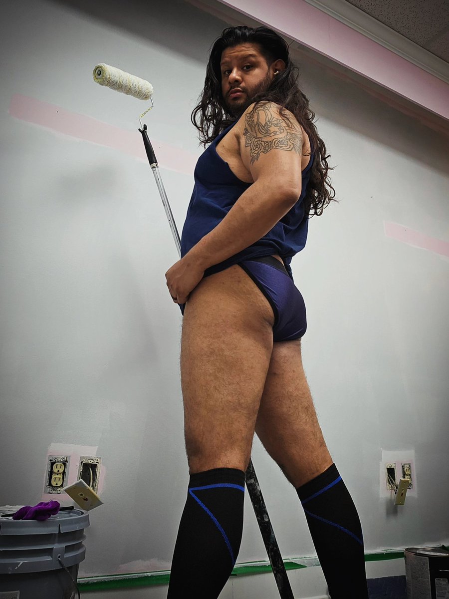 BeastMaster7110's tweet photo. Working hard or hardly working 😏😈💙🖤🩲🧦 
#Beastmaster #briefs #gaybriefs #bodypositivity #gaydiabeticlife #gaylatino #gaybear #gaybeast #beefybear #beefymen #beefygay #beefybriefs https://t.co/Lp7DCsreQW