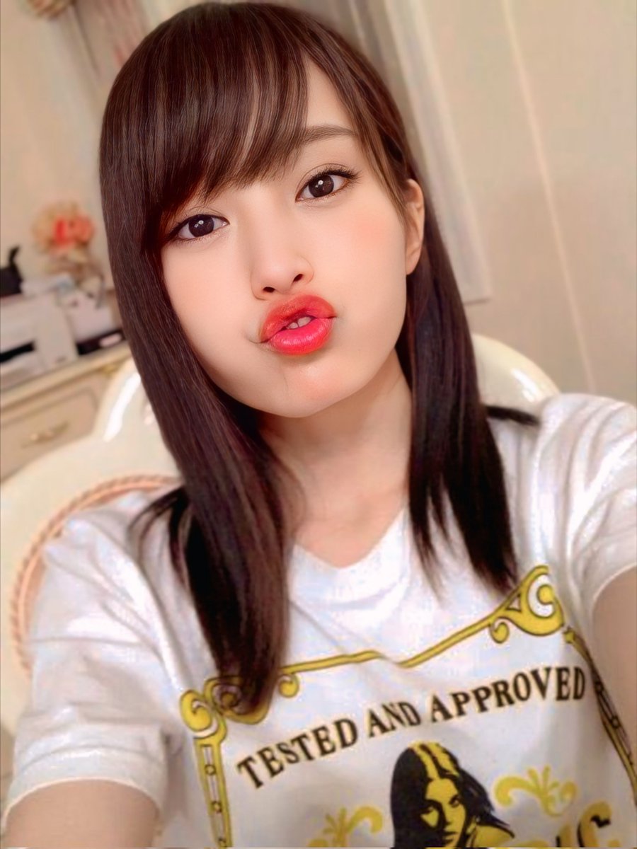 おはようさんですぅ🌞🌱 今日の彩みくじは【中💋吉】🤣 おすすめ曲は