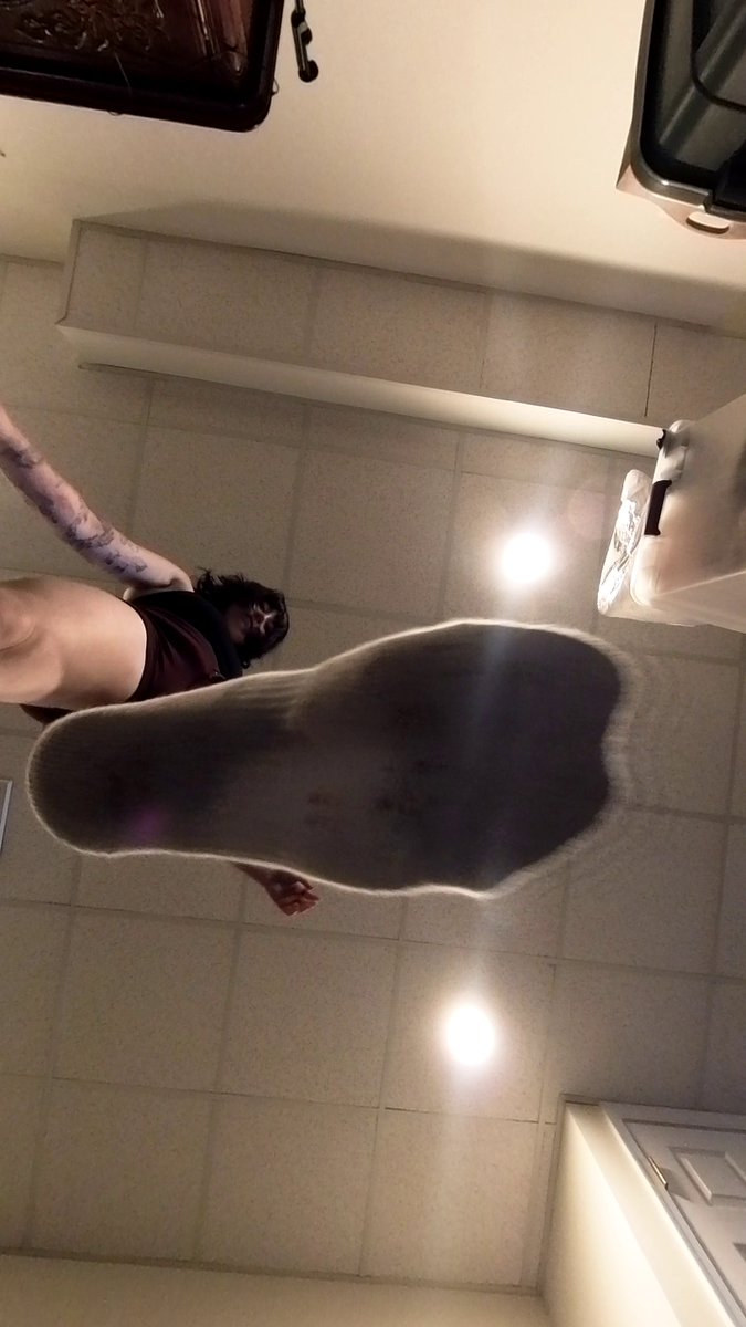 GTSEllora's tweet photo. Make sure to stick your tongue out so you can get one last taste in before your demise :)

#giantess #giantesscrush https://t.co/xlGOAkcG23
