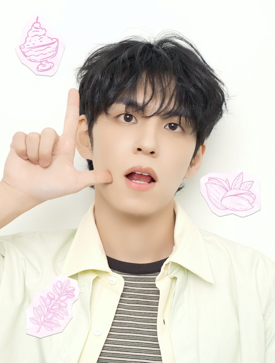 afterblow_kr's tweet photo. 애블 왕자님 아랑단 다 모여!!!!!!
세상에서 젤 기여운 L O V E 나간다˚₊·—̳͟͞͞♡⟢

앗차차 트친들!!!!!!
세상에서 젤 향기로운 애블두
최대 29%나 올영세일 중야˚₊·—̳͟͞͞♡⟢ https://t.co/XDcfmosbcl