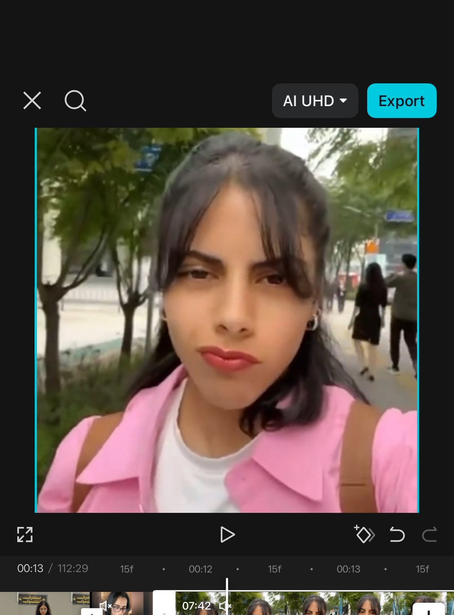 lily tweet media