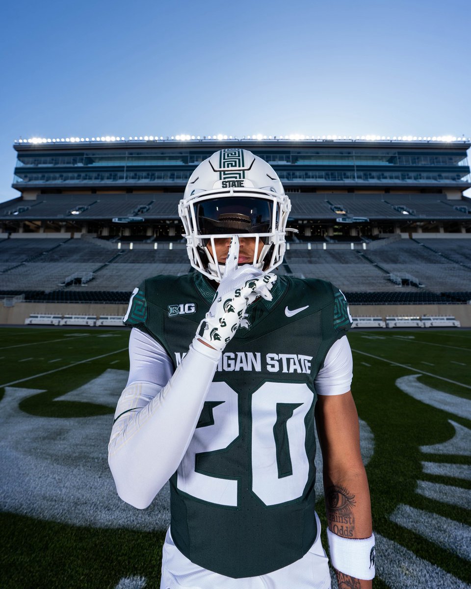 KaydenBattle's tweet photo. Thank you @MSU_Football for having me this weekend! Had a great time! #GoGreen🟢⚪️ 
@coachfitz51 @JoeS_Rossi @PoteatCoach @MalikGill5  @CoachReid99 @Shepp42 @CoachTreSAVAGE @DbCoachJulian @I_Am_OD3 @benjaminwolk @C_Robinson247 @ryanobleness @MSUFBRecruiting https://t.co/kz5bPl4aae