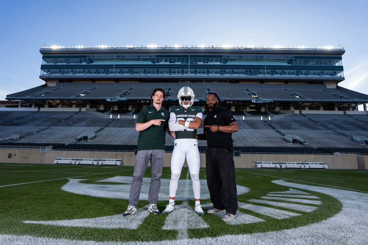 KaydenBattle's tweet photo. Thank you @MSU_Football for having me this weekend! Had a great time! #GoGreen🟢⚪️ 
@coachfitz51 @JoeS_Rossi @PoteatCoach @MalikGill5  @CoachReid99 @Shepp42 @CoachTreSAVAGE @DbCoachJulian @I_Am_OD3 @benjaminwolk @C_Robinson247 @ryanobleness @MSUFBRecruiting https://t.co/kz5bPl4aae