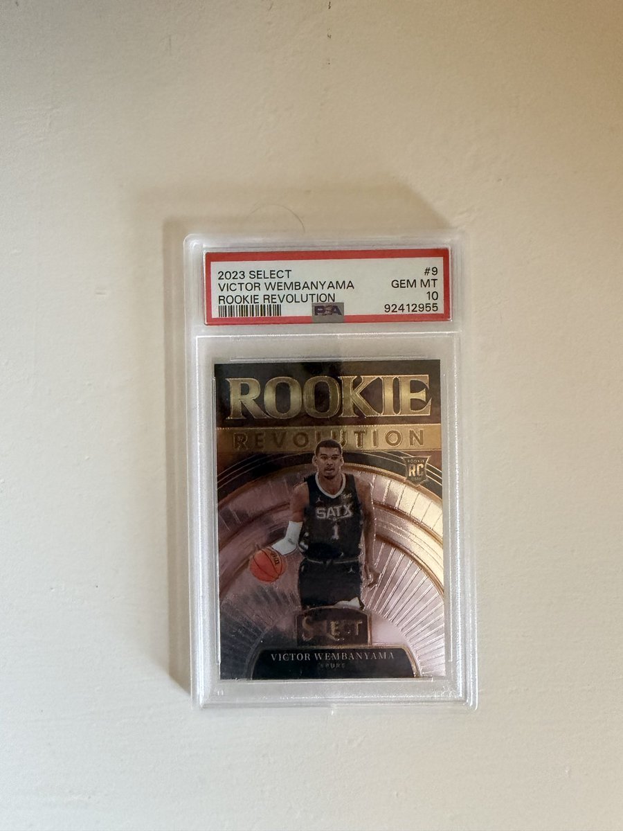 ball_knower7's tweet photo. @CardPurchaser https://t.co/gpmtTFQ11U