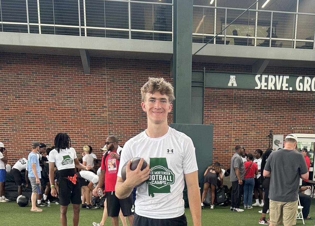 BradyScott_10's tweet photo. Had a great day at @UAB_FB camp this morning! Grateful for the opportunity to showcase what I’ve been working on. I’ll be at Tennessee Tech on June 6th! @TtownVelo @Ttown_FB @coachhow3 @UAB_FB @_CoachJD1 https://t.co/zrWC7LN7Lv