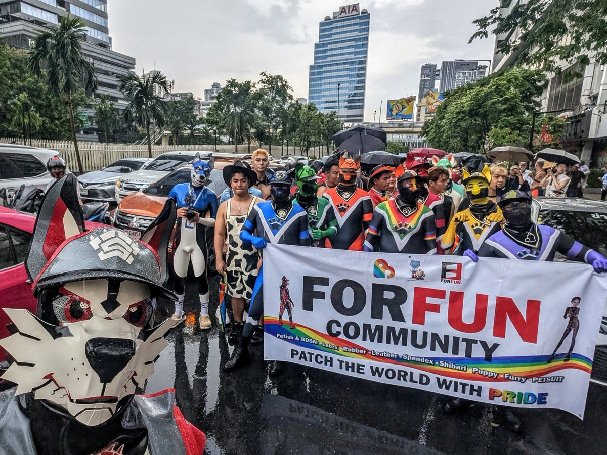 forfunbangkok's tweet photo. Thank you for joining the FORFUN Community 🌈❤️🥰

Be proud. Be yourself. Be bright.
Keep shining, and thank you for sharing this journey with us.
Happy Pride month &amp; See you again in 2027.

#pride #bangkokpride #forfunbangkok #forfuncommunity https://t.co/wfzO2mhTb6