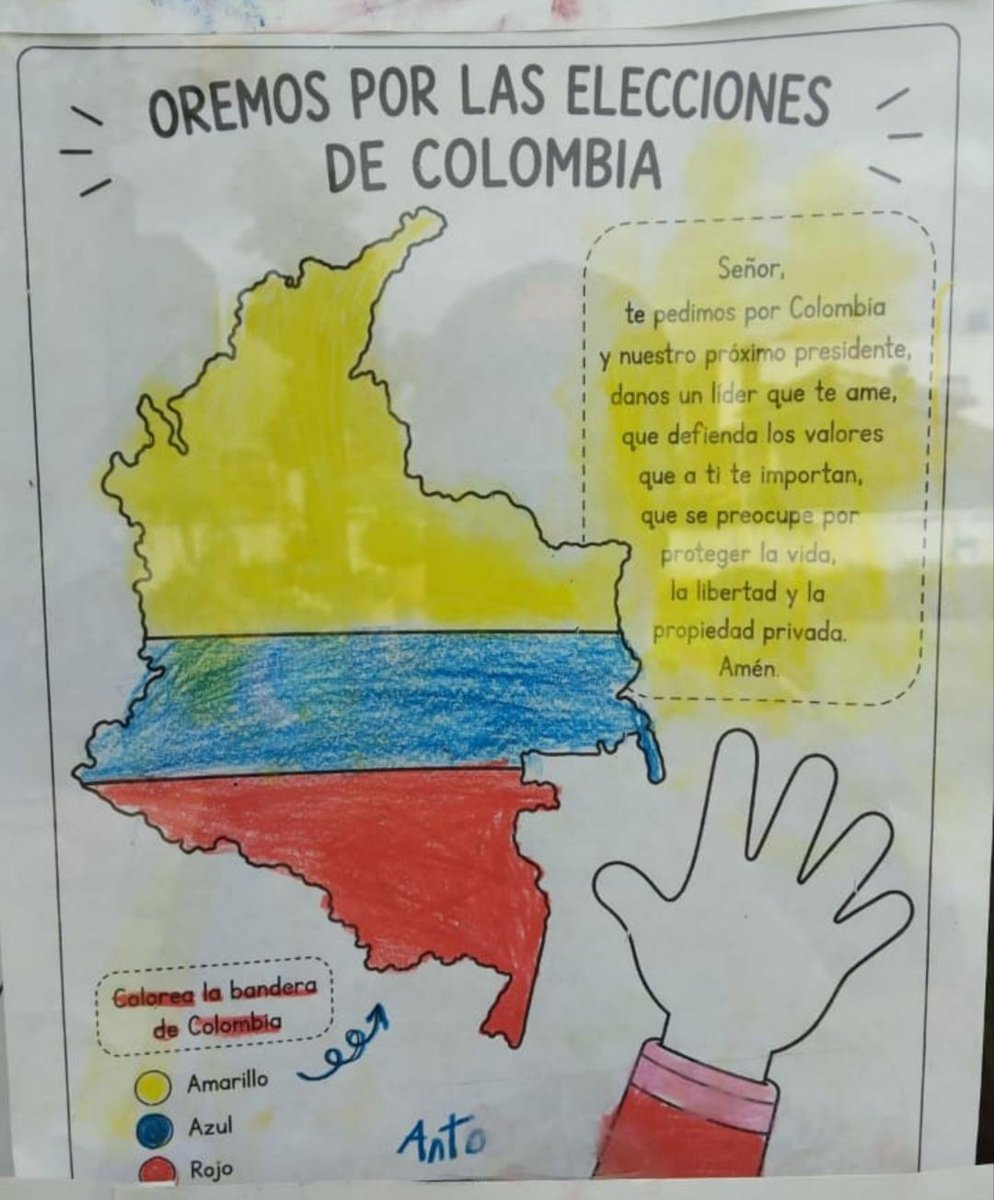 4ec1o's tweet photo. Esto pasa en un colegio de #Tabio, la gente de las Iglesias no tienen escrúpulos, se meten hasta con los niños. También hay que decir que los papas son unos tarados que leen y no dicen nada. @Mineducacion @AlcaldiaDTabio realmente quienes son los del adoctrinamiento político? https://t.co/RgznPJPSvI