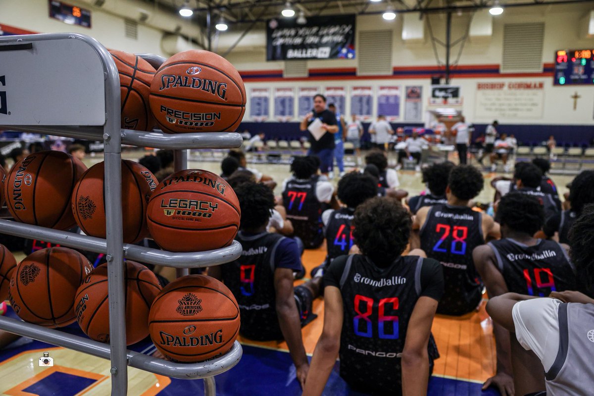 SaturninoPhotos's tweet photo. Locked in at the Pangos All-American Camp. ๐ The heaviest hitters in scouting, coaching, and media are baseline for the most exclusive camp in the country. Pure talent on display. ๐๐บ๐ธ #PangosAAcamp #fullctpress #nbascouts @trigonis30 https://t.co/fQ06rIQTPL