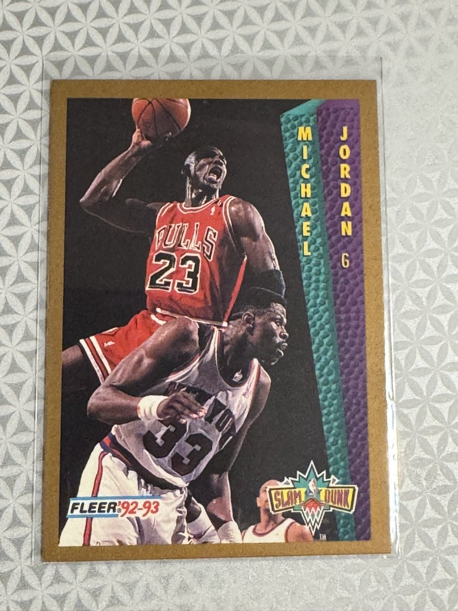 employee84's tweet photo. I think this is one of the best MJ cards. Climbing Mount Ewing. Comment “dunk” and I’ll pick a random winner at 9:25pm EST. https://t.co/wngCma1WmV
