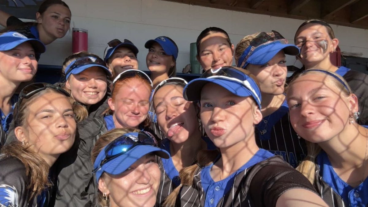 MelinaWing2027's tweet photo. Junior year in the books, so grateful to have had it with such great teammates, making it a special year!💙🤍Some of my strikeouts from this season⬇️ @LHSEaglesSoftb1 

@MIPrepZone @folsomwrites @SBRRetweets @DfwSho @PrepSoftball @DiamondAddicts @finessecoachC @FinesseOrg @coachmobes @pezzplayers @anna_ankney @hlherbster @CoachJohnOlley @coachjen_gvsu  @donnysoftball @ExtraInningSB @LineDsoftball
