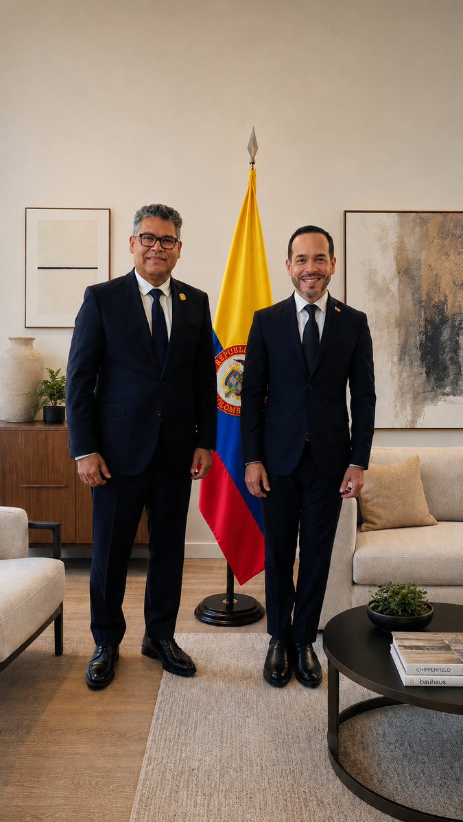 CarlosPenard's tweet photo. Expresamos nuestras felicitaciones a nuestro compañero de lucha por los valores conservadores de nuestra América Latina, don Abelardo de la Espriella y rechazamos las declaraciones antidemocráticas del presidente de Colombia Gustavo Petro. La comunidad internacional atenta. https://t.co/s7X0YPOVeV