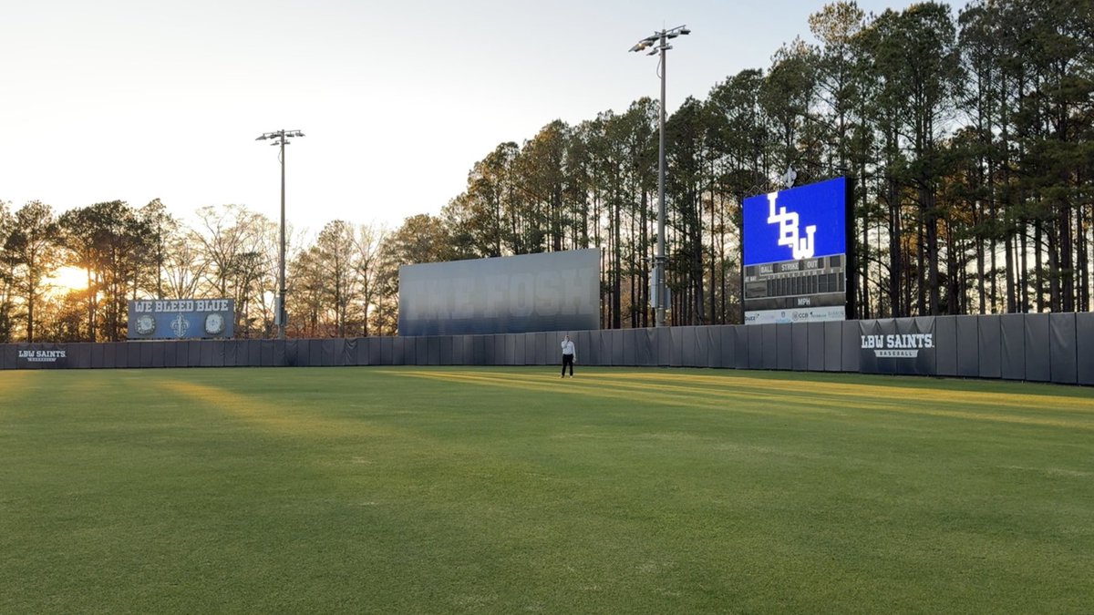 CoachZLBW's tweet photo. Looking for portal arms.

ACCC Conference Champs
41-16 record
Ranked #11 in the country
Multiple players sent to high-level 4-year schools — D1, D2, D3, and NAIA

Brand new turf field 
New indoor facility with a locker room, weight room, batting cages, and indoor pitching area
DM’s are open! 

#CometoTHEFOSH⚜️