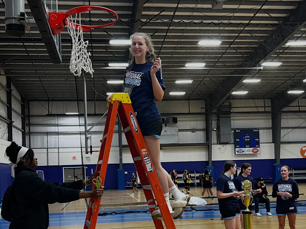 cdelaney8's tweet photo. Congrats, 16U Mass Huskies! ZG National Champions! Cailin Delaney, 6’0 G/F - Class of 2028 https://t.co/3TRX2PR11a