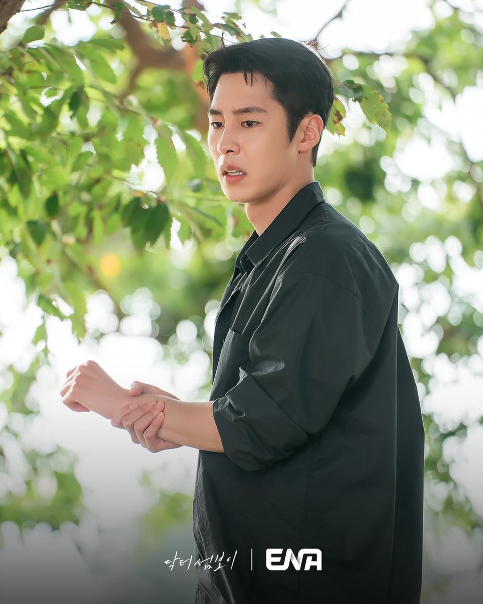 jaewookbr's tweet photo. Amanhã estreia o novo drama protagonizado por Lee Jaewook.

🎞 #DoctorOnTheEdge (#DoutorABeiraDoAmor)
🗓 Estreia em 1º de junho - Toda Segunda e Terça
📺 Streaming: Disney+

#LeeJaewook #Jaewook #이재욱 https://t.co/JMKHVZezIS