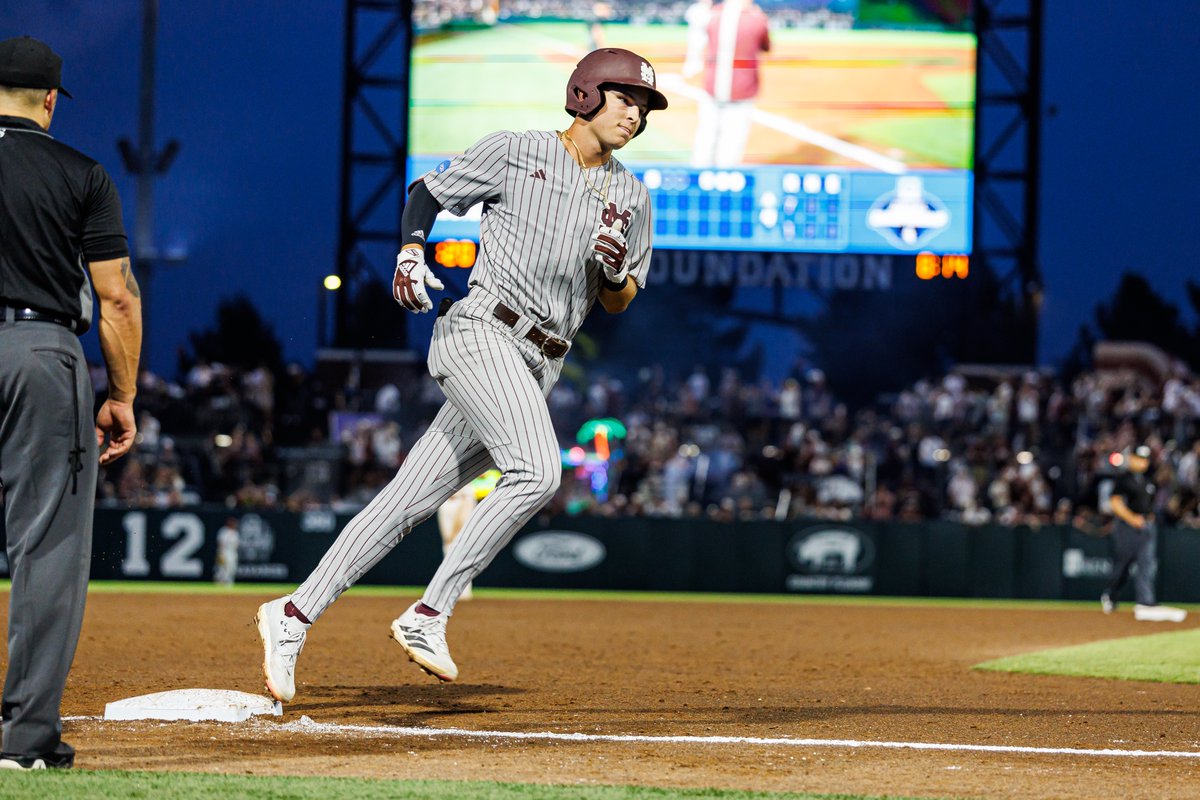 HailStateBB's tweet photo. ♠️💥 https://t.co/USmKYJX8ka