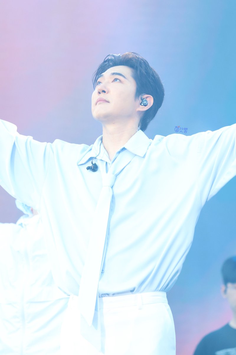 godbbong's tweet photo. 260530(토)

눈이 초롱초롱 🦌

#하늘색풍선위크 #에버랜드
#god #안데니 https://t.co/kovGZZQwnE