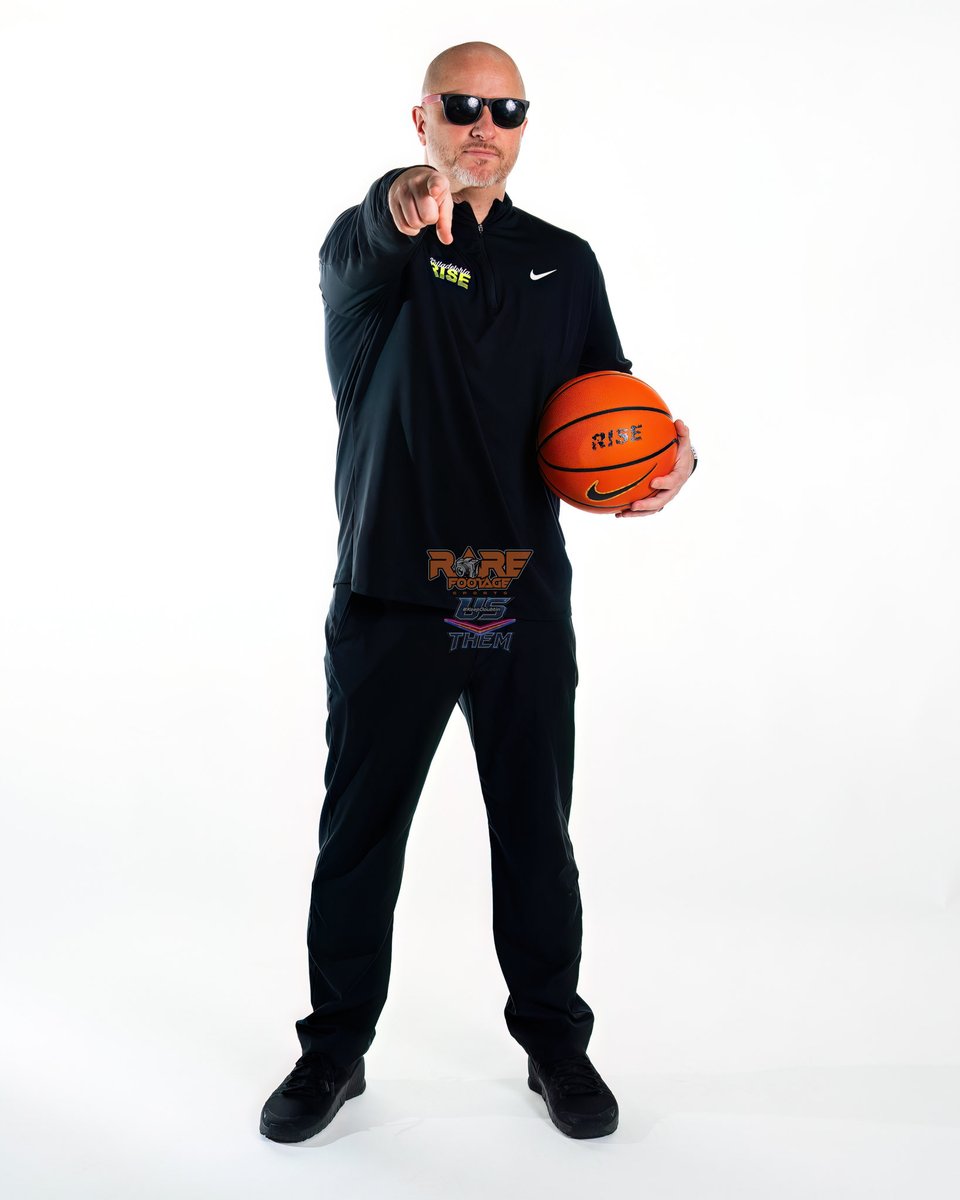 RareFootageNews's tweet photo. Coach Mike McDonald in RARE form! 😂🔥 https://t.co/4xt3wrFD9M