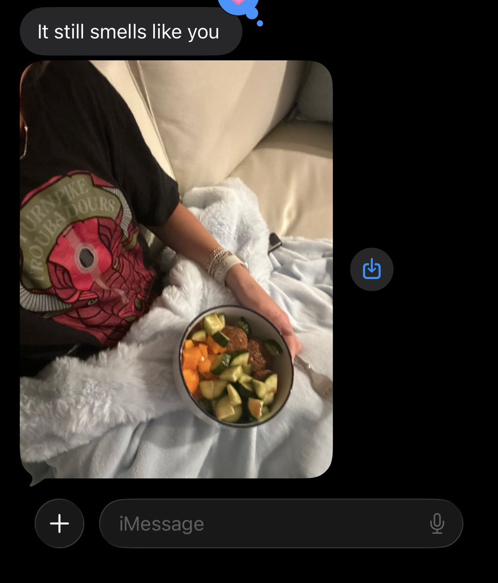 FlashGordon2433's tweet photo. Girlfriend is now the owner of my only Turnpike concert t #gonnamissit https://t.co/KVe2lpMI72