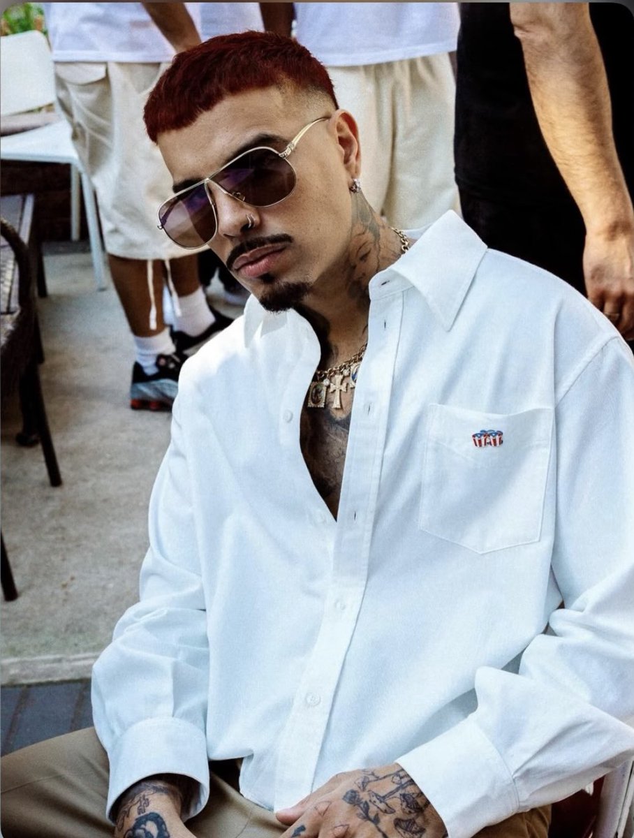 nochedebrisa's tweet photo. Rauw Alejandro x Nike
“Puerto Rico lo hace mejor” https://t.co/2rrFT9HM99