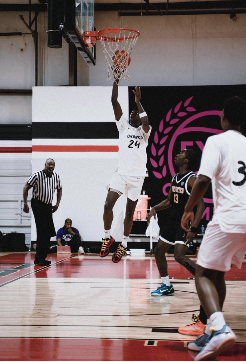 0take0ver's tweet photo. 2 Eybl session flicks https://t.co/a7mt44ejpn