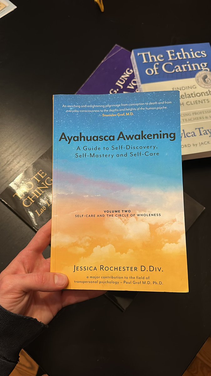 hugobos___'s tweet photo. I aspire to nothing but to live a life guided by the spirits of Love, Truth and Justice

From this consciousness state have always come forth the most beautiful opportunities, and the most important lessons

1. Know the light of God within
2. Build selflessly  
3. Stack sats https://t.co/229WV6badR