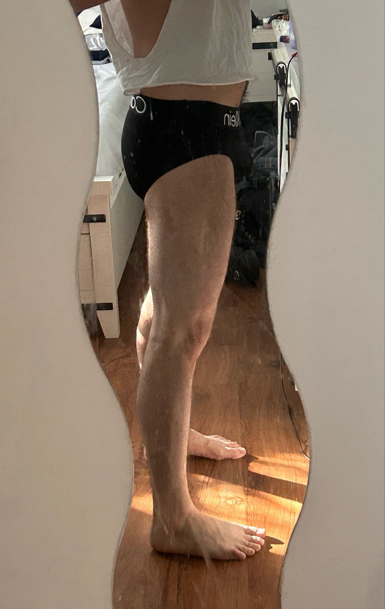 BeauLiodas's tweet photo. Calvins are meant to be shown off https://t.co/cff37axV6l