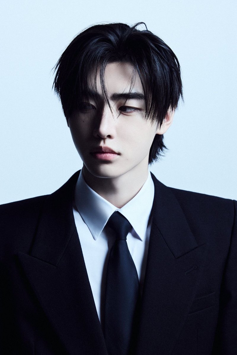 mar_lvs_heese's tweet photo. DINAMICA‼️
Que era de uno de los miembros de enhypen te toca según tu porcentaje de batería?

(1-49% ) Sunoo Dimension: Dilemma
(50-100% ) Sunghoon Desire:Unleash

#THE_BLUE_PROMISE
#BLUE_MOON_GUIDE_US https://t.co/fe746kabXV