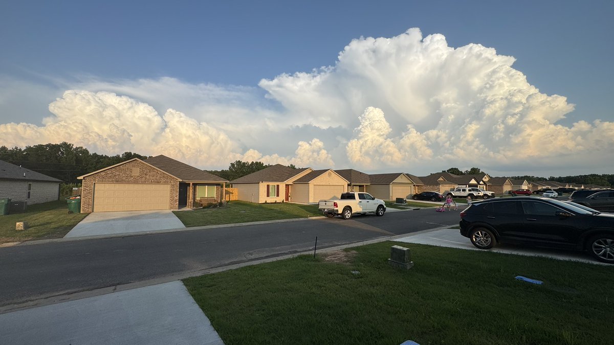 willgofurther's tweet photo. Might have an #arwx timelapse of the clouds coming 😉 

Conway, AR https://t.co/bCMPLVxnW6