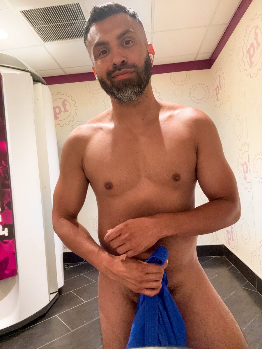 ajstudxxx's tweet photo. Life is better with a tan #tanningsesh #pielmorena https://t.co/vFYfqa1Xkh