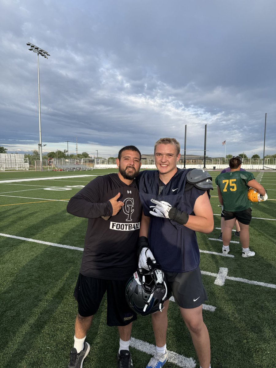 ConradCastleton's tweet photo. Thank you @YotesFootball @itsLos_619 @CoachJewell for an amazing camp and calling me out for the last set of 1s!

@IdahoRecruitHub @PlayBookAthlete @Coach_JacksonD @PrepRedzoneID @VictorUnga @SilverbackNance @CoachStinar https://t.co/9AD4oa0PU3