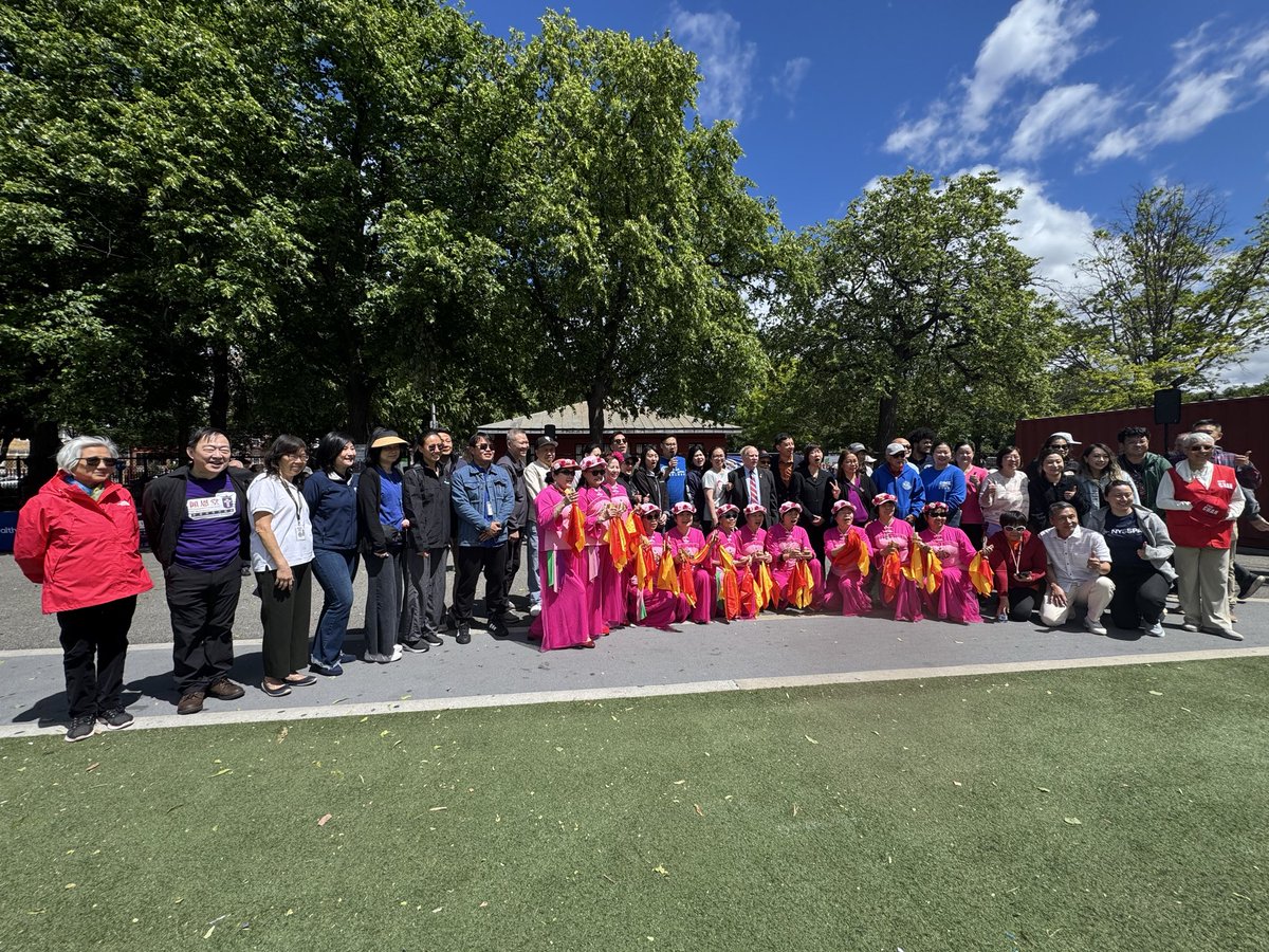 ACW_BK's tweet photo. ACW was proud to participate in the Spring Into Health Community Event at Seth Low Playground. Thank you to all the organizers, community partners, and residents who came to promote health, wellness, and community engagement. We building a stronger safer community. @InnaVernikov https://t.co/JqzZHSWuxP