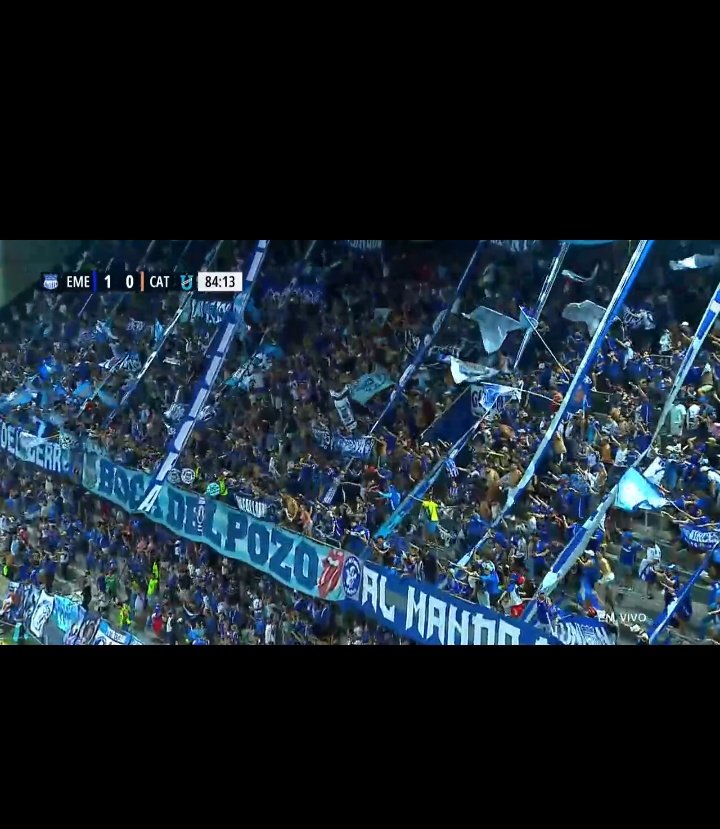 AzulyPlomo1929's tweet photo. Si me preguntan qué es el amor,
les diré que tiene nombre:
Club Sport Emelec.

Porque el amor verdadero no se mide en triunfos,
se demuestra permaneciendo siempre.

La hinchada más fiel del Ecuador 🇪🇨⚡💙 https://t.co/D9xIxvGunw