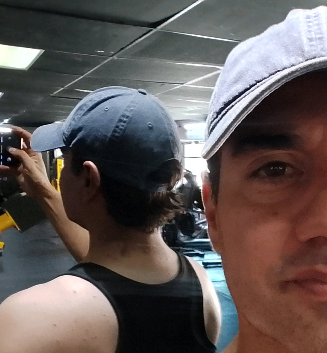 luisalbertoher's tweet photo. En domingo también se entrena https://t.co/FfkuU5vvnL