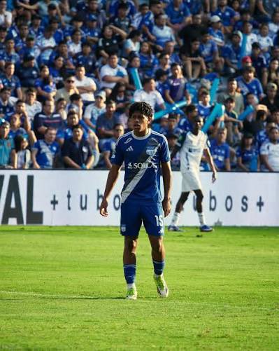 chapovargasj's tweet photo. No estoy exagerando pero tranquilamente Luis Fragozo hoy es el mejor juvenil de campeonato y unos de los talentos más brutales que a sacado la LigaPro en los últimos tiempos. 

Creo que aún no somos conscientes de lo que hace este chico con tan solo 16 años.

Hoy cuando Emelec está complicado y con la Católica en su mejor momento, apareció y marcó la diferencia!