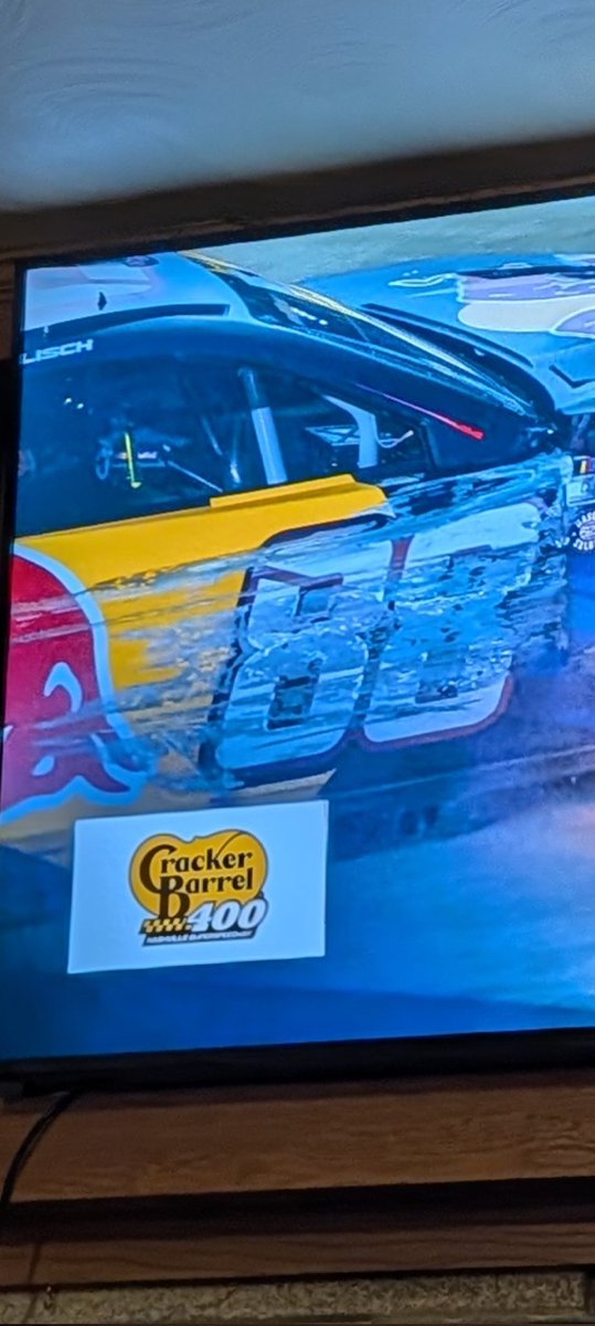 TalladegaTanner's tweet photo. @TeamTrackhouse What would one have to do to acquire said side panel? 👀 Signed a huge @ConnorZilisch fan! https://t.co/PAvUFU2riP