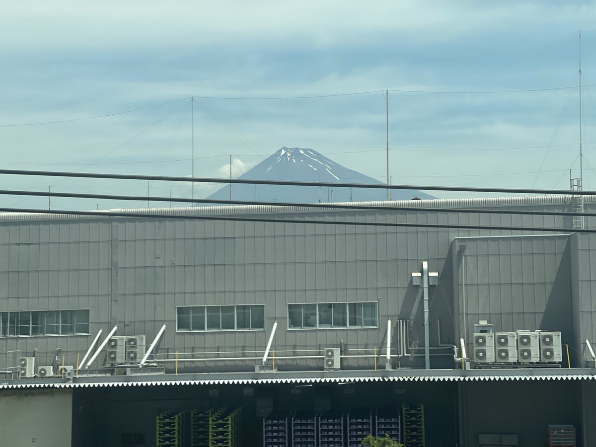 manabooster's tweet photo. #富士山の写真下手くそ選手権 https://t.co/YPnPkyXmWj