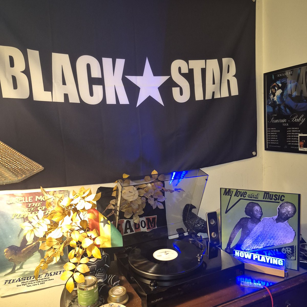 beyondbinary91's tweet photo. Now Spinning: My Love and Music by Ebo Taylor #EboTaylor #MyLoveandMusic #VinylEnthusiast #VinylCollector #VinylCollection #VinylCommunity #OnMyTurntable  #MrBongo https://t.co/Vu5SjBJrzP