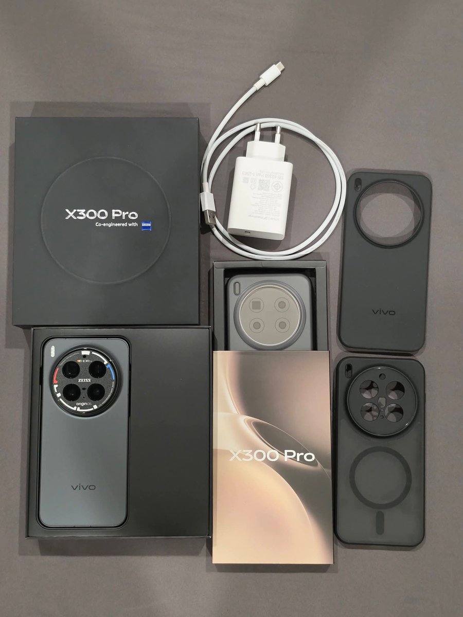 lite_fire98721's tweet photo. ตอนรับเครื่องใหม่VIVO X300Proที่บอกได้ว่าเป็นมือถือที่ถ่ายรูปสวยกล้องสวยเลยที่เดียว📱 https://t.co/rAcF9U2YYi