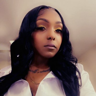 onlymollyb's tweet photo. #NewProfilePic https://t.co/NLsMrw03a5