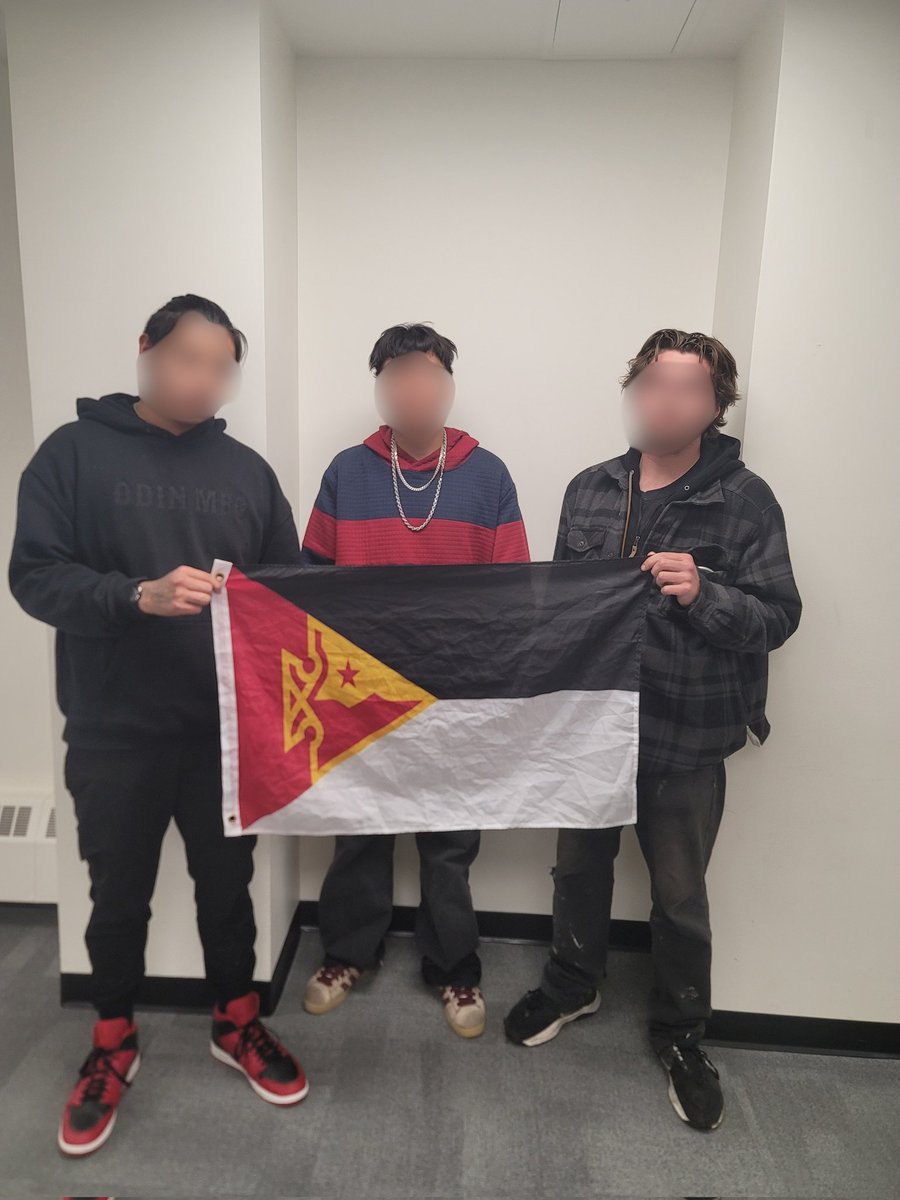 INLOMediahandle's tweet photo. Picture from our Mohkinstsis (Calgary) Chapters Gathering

Planning for the struggle ahead 🚩 https://t.co/ZNfvCeBOcM