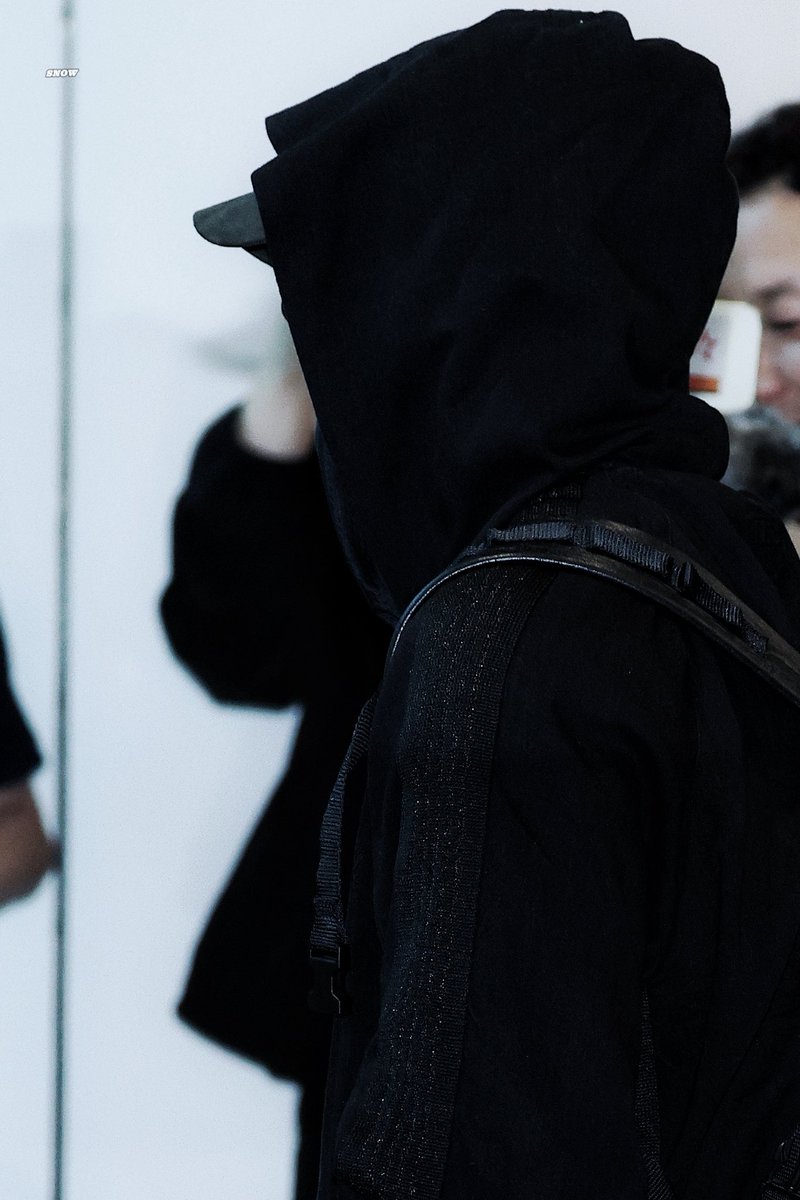 Snow_Rabbit91's tweet photo. 260530  ICN

🛬

#정국 #JUNGKOOK #BTS 
@BTS_twt https://t.co/5afAqVBnwr