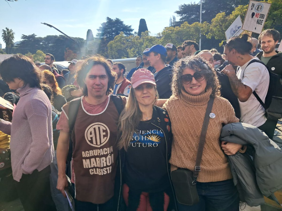 SolMar1936's tweet photo. Hoy en el 76 aniversario de la CNEA haciendo honor a su historia de resistencia y soberanía https://t.co/F7tbXQx3q0