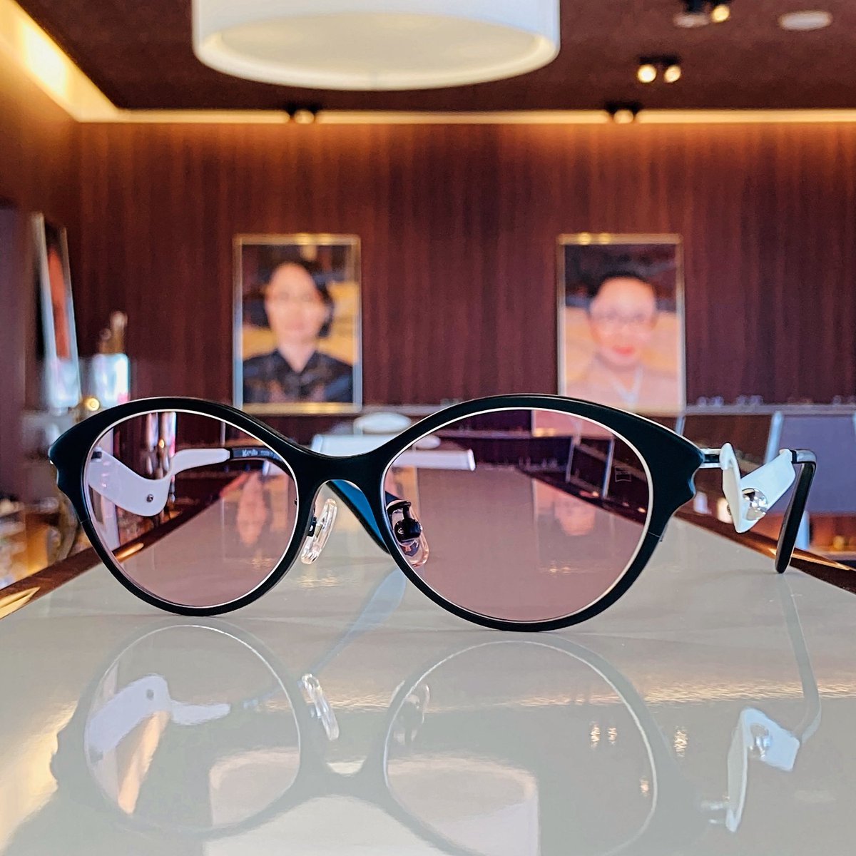 KAMURO（カムロ） sarto （サルト）。レンズはZEISS（ツアイス