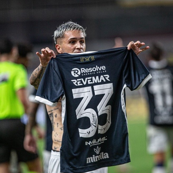 RemoInsider's tweet photo. O melhor camisa 33 que esse time já teve desde a introdução da mística dessa camisa.

Obrigado, Dieguito. Pra sempre na história do Leão Azul e pra sempre um dos nossos.

Sempre será bem vindo no Pará, ou pelo menos em 70%. Se tiver sido sua despedida, saiu amado mesmo assim.

🦁 https://t.co/alnqFbJZGl