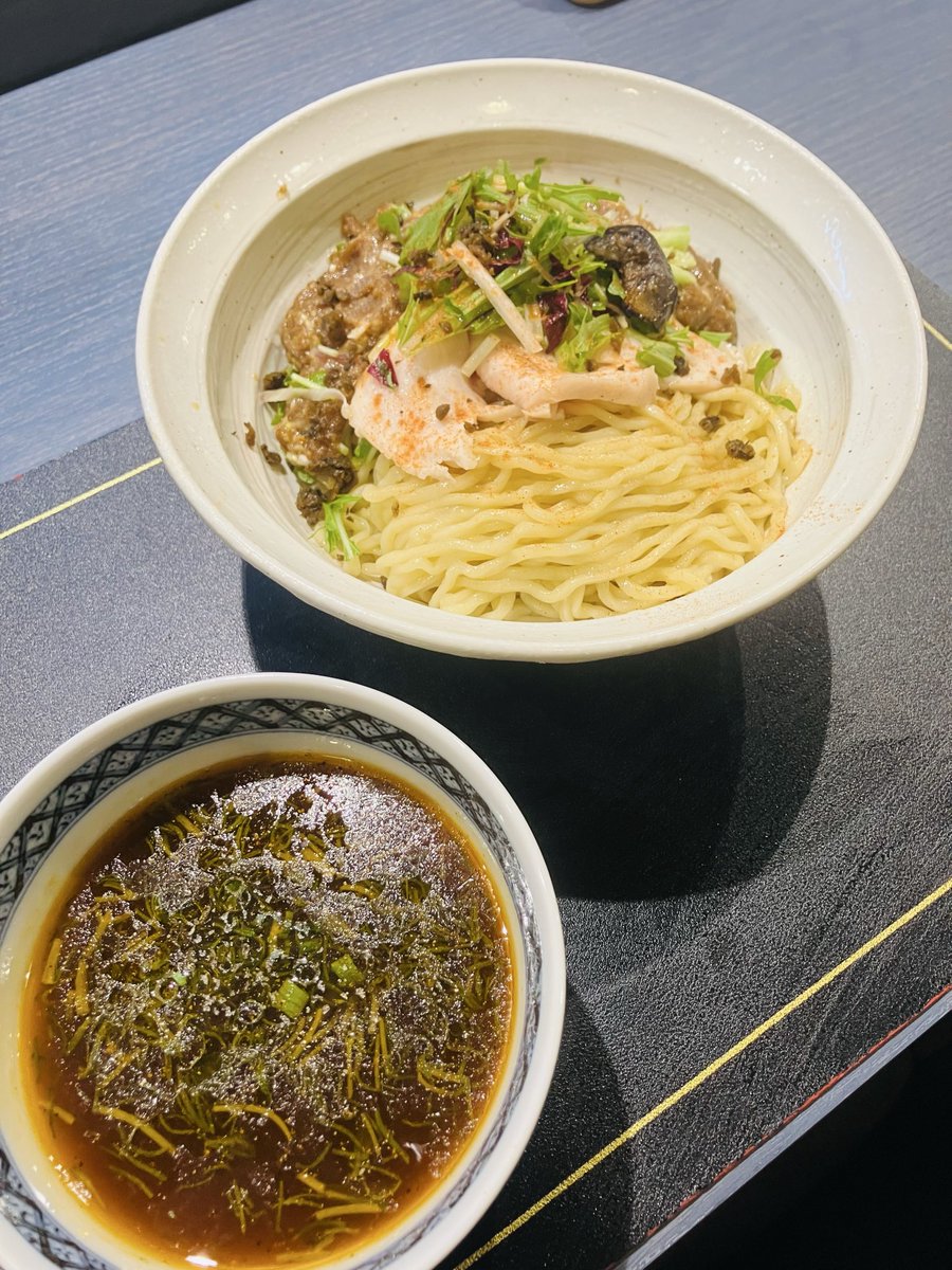 CraftBit2024's tweet photo. 6月1日

通常営業です❗️
🍜
限定　サンラーつけ麺
　　（材料なくなり次第終了）
【匠】コンソメらーめん（10食程度）

🍺 加須麦酒Craftbeer 3種

サンラーつけ麺、本日までです。
ご来店お待ちしております🙇

#ラーメン
#入谷 https://t.co/vOKWephoPC