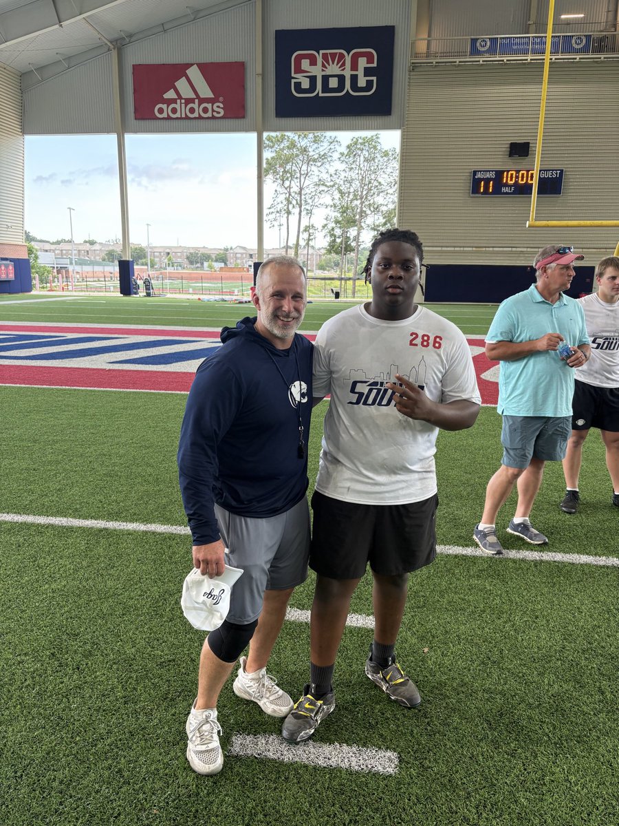 AllenGreen_51's tweet photo. Had a Great Time At The South Alabama Camp #Jaguars @CoachApplewhite @DL_theHUNT @JagsFB_Recruits https://t.co/rCnvaUxoQN